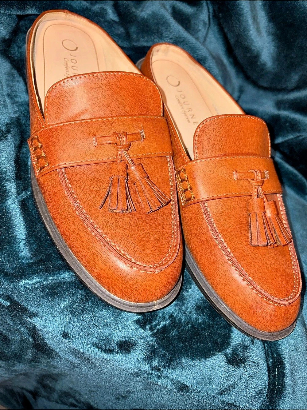 Journee Comfort System Tassel Mules in brown US 7M